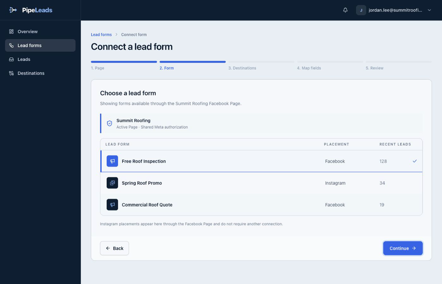Selecting a Facebook Page and lead form in PipeLeads